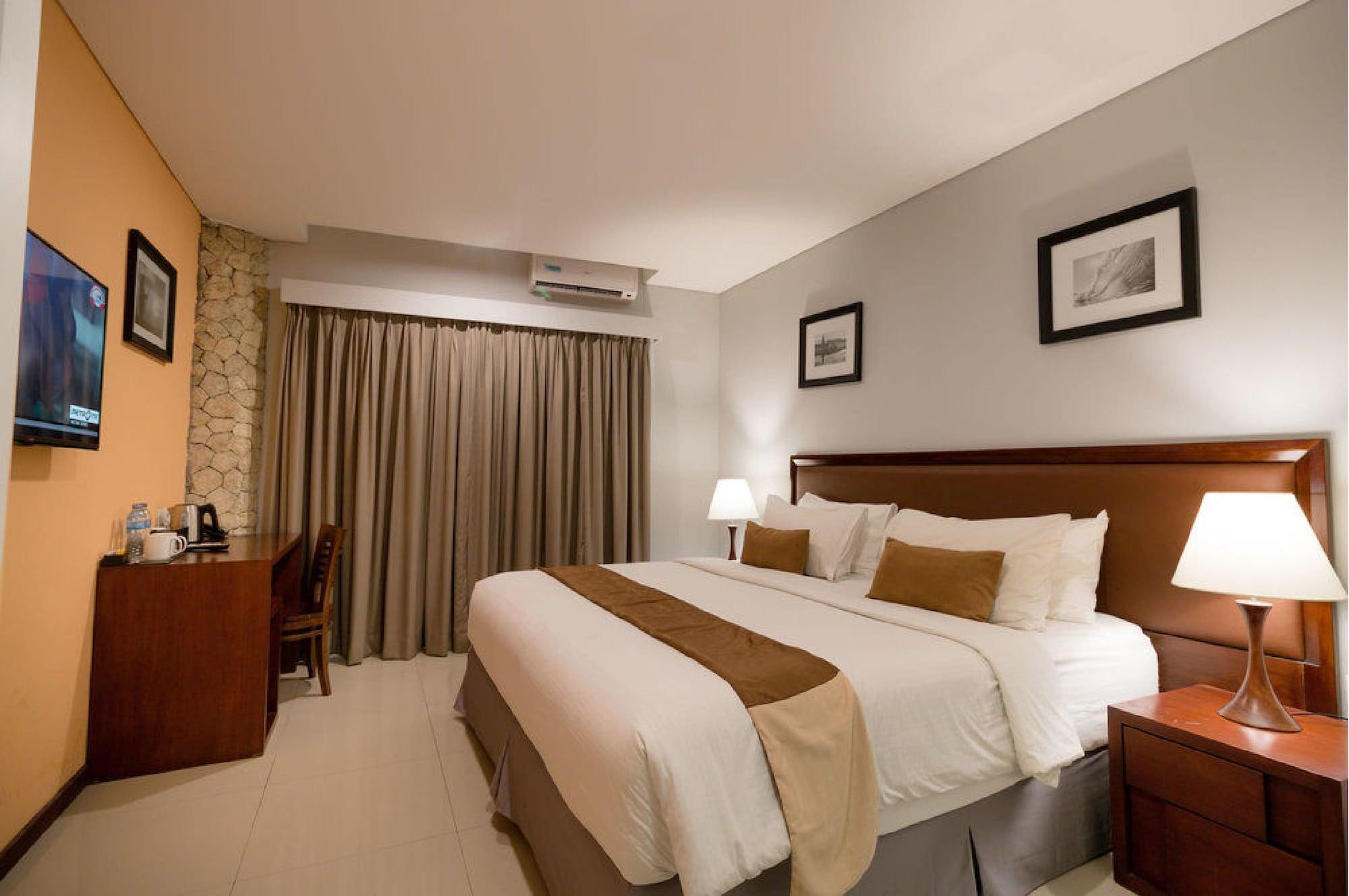 Kutabex Beachfront Hotel Kuta  Exterior photo