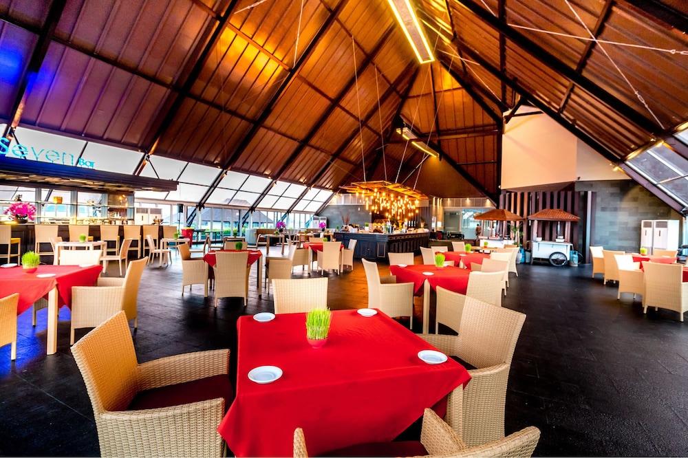 Kutabex Beachfront Hotel Kuta  Exterior photo
