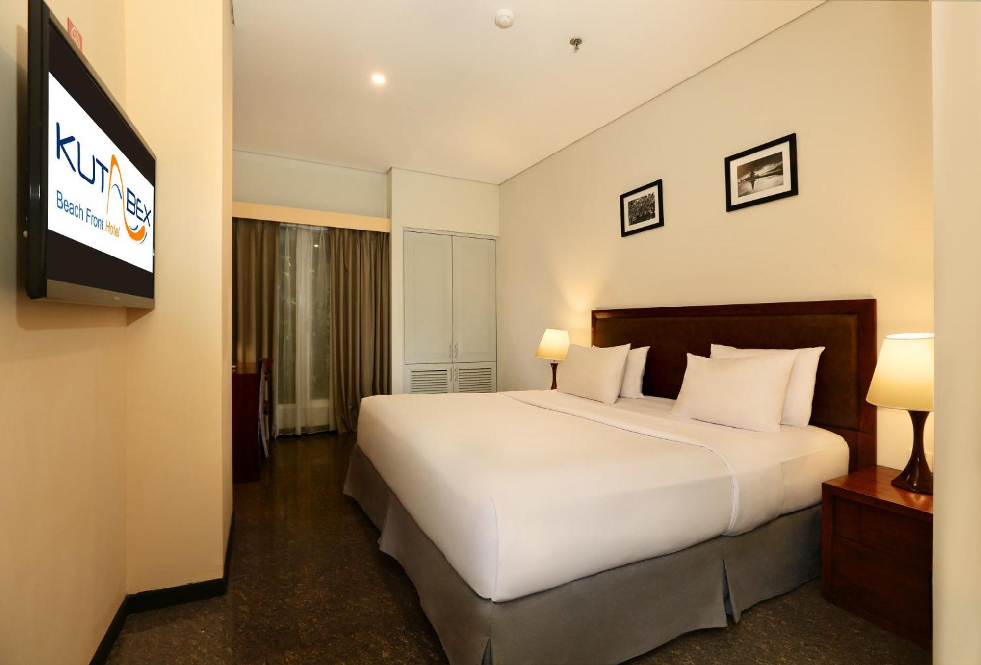 Kutabex Beachfront Hotel Kuta  Exterior photo